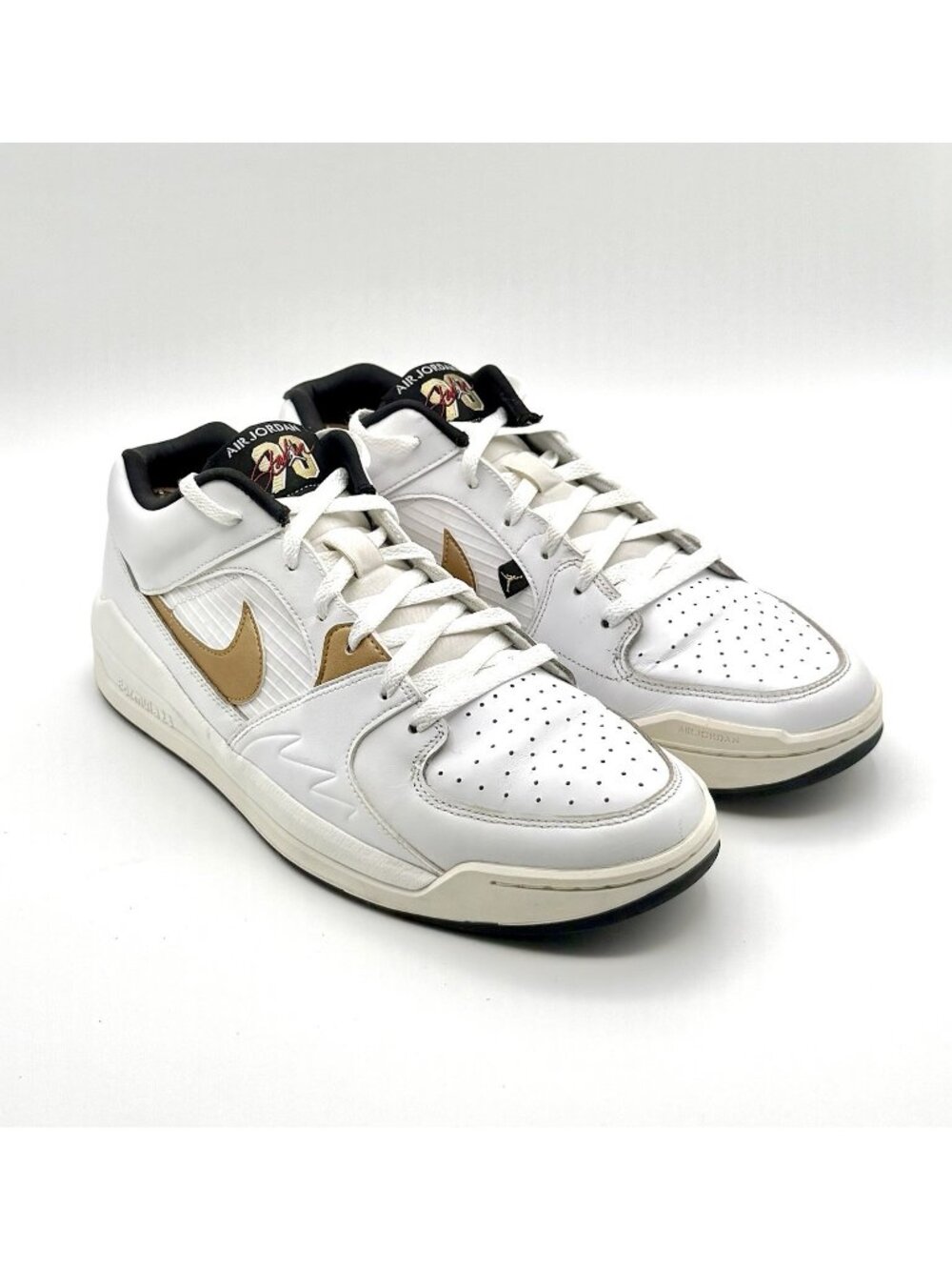Nike Mens Air Jordan Stadium 90 Size 13 White Gold Athletic Shoes - Pre Owned